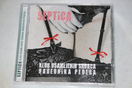 Septica – “Klub usamljenih srdaca narednika&nbsp;pedera”