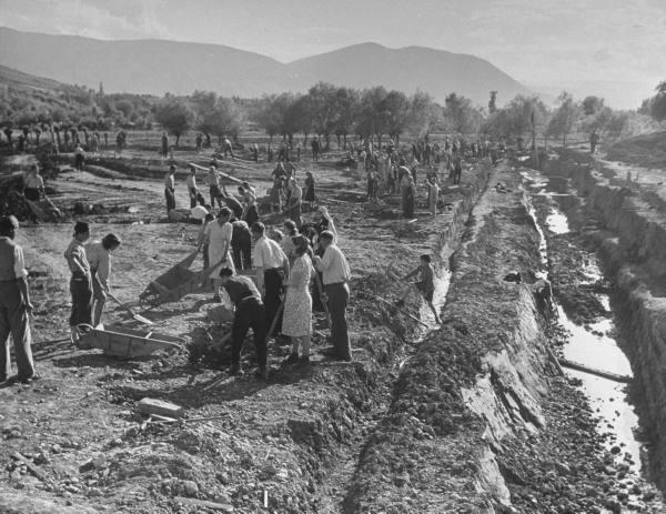 419169_10150735780423834_1467564679_n