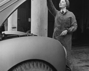 INA i budimpeštanski&nbsp;kumovi