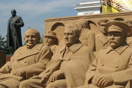 Leslo Vegel: Jalta, Ukrajinska&nbsp;lekcija