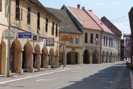 Boris Dežulović: Vukovar – spomenik mrtvom gradu u prirodnoj veličini