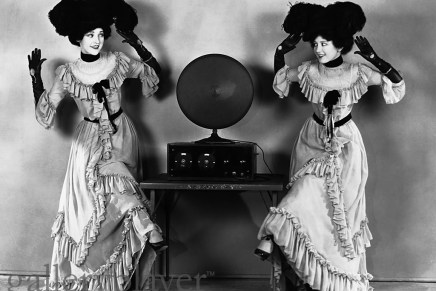 Dragi moj u Bosni nema mesa, sira, a ni hljeba, al’ zato ima igara a i&nbsp;pištaljki