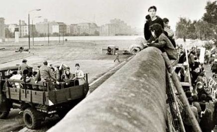 Povijesni revizionizam kao kapitalistička&nbsp;ideologija