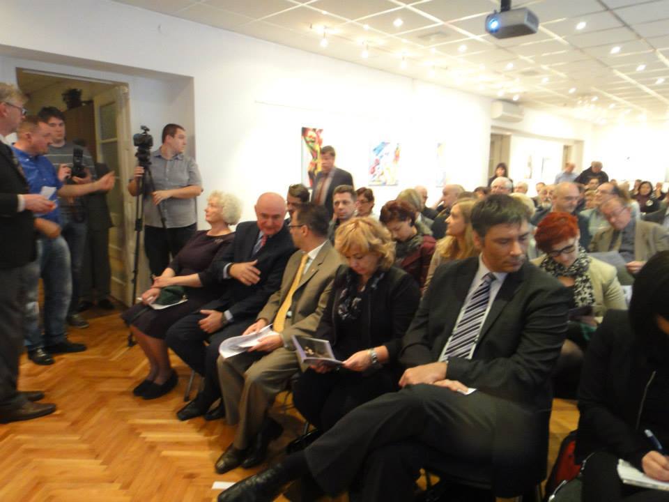 10676175_811974135513244_3054902869575534418_n