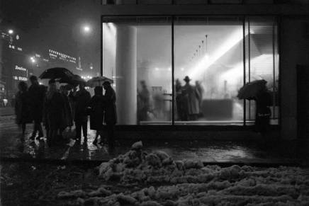 Dobriša Cesarić: U ponoćnom&nbsp;restoranu