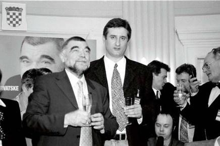 Stjepan Mesić i post-totalitarni obračunu s Tomislavom&nbsp;Karamarkom