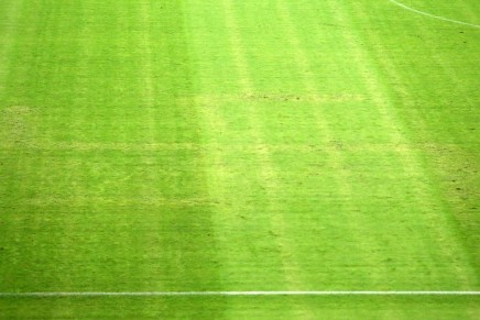 Svastika na Poljudu – Dvije&nbsp;interpretacije