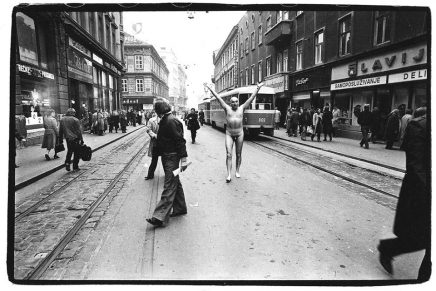 RUŠENJE KAPITALIZMA