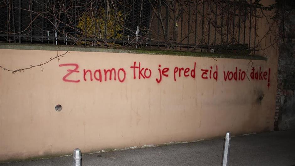 Zagrebački grafit ispred Povijesnog muzeja