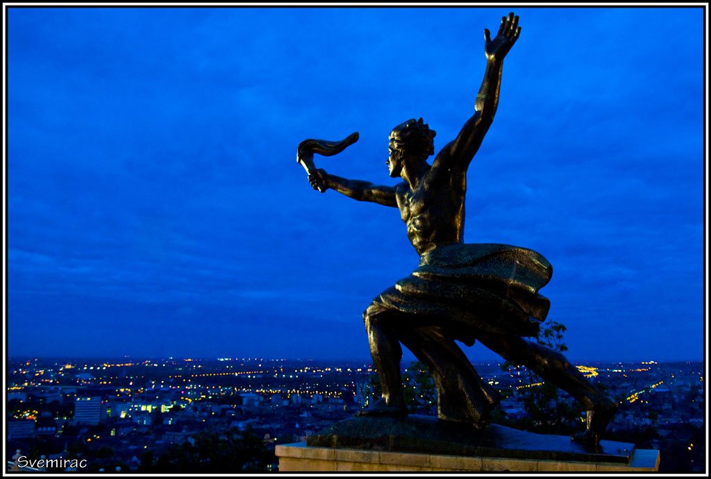 Rijeka: Spomenik osloboditeljima-detalj lučonoša