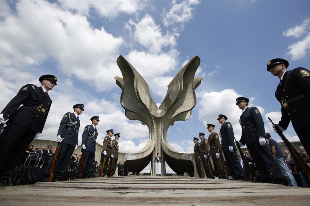 1. a. jasenovac_obljetnica1-26041