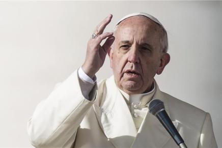 Papa Franjo: Bogataši žive od krvi ljudi koje pretvaraju u robove&nbsp;rada