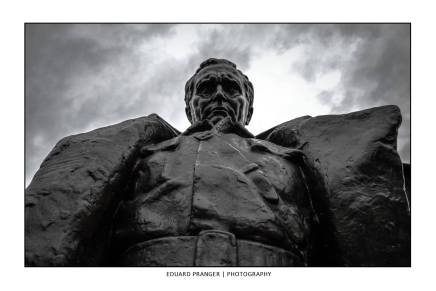 Hrvoje Klasić: Laži i neistine o Titovoj čestitki generalu Kosti Nađu od 15. maja&nbsp;1945.