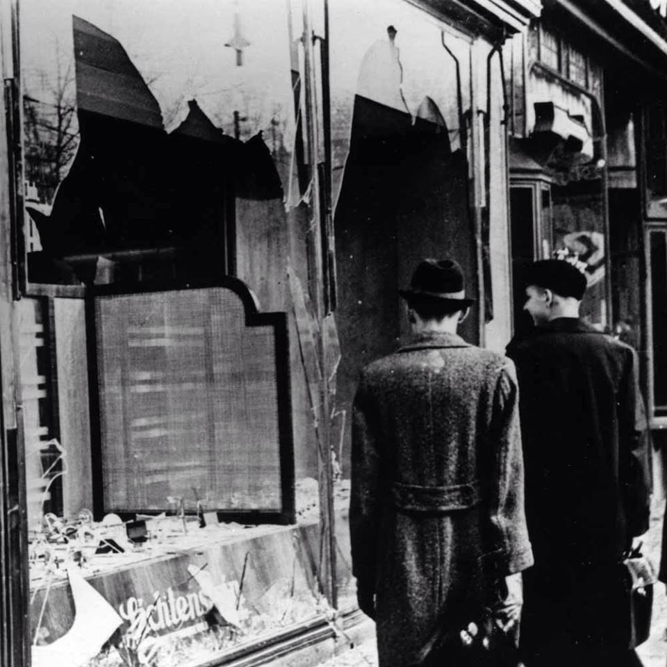 1393529_541567982599094_84173697_n