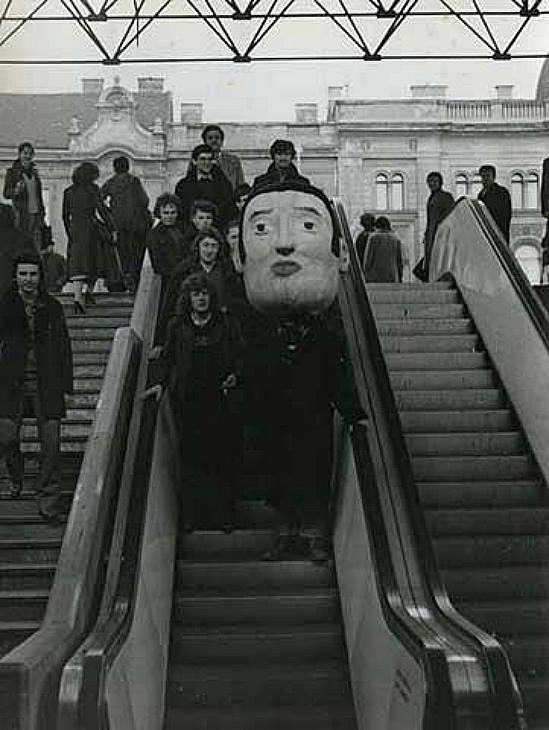 Slikovnost: Coco le Moco