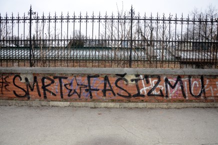 JEBO VAS VAŠ&nbsp;“ALI”