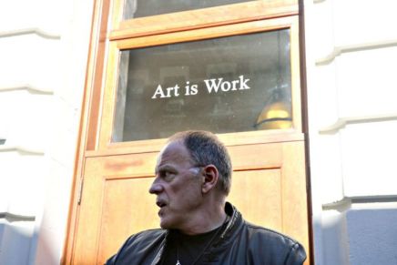 Mirko Ilić: Mrak se širi brzinom&nbsp;svetlosti