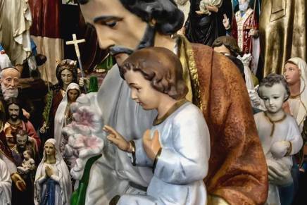 Svjetonazorski križari protiv „griješnih Evinih&nbsp;kćeri“