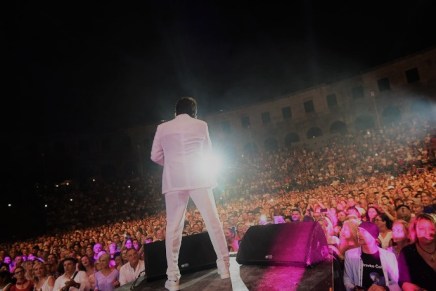 Uz koncert Zdravka Čolića u Areni – Glas normalnosti koja je u međuvremenu&nbsp;nestala