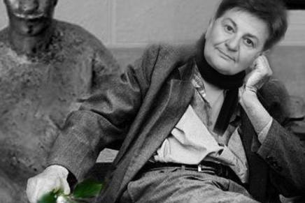 Božica Jelušić: PORTRET PJESNIKINJE U&nbsp;STAROSTI