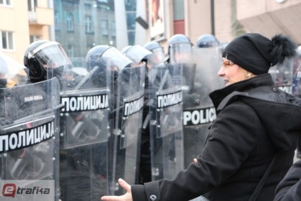 Pravda za Davida: Policija protiv građana: Pendrecima na žene i&nbsp;penzionere