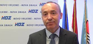 Ivo Anić: Pogledaj dom svoj,&nbsp;anđele