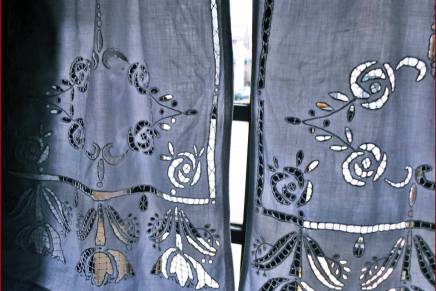 Božica Jelušić: O VAŽNOSTI GLEDANJA KROZ&nbsp;PROZOR