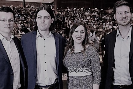 Nenad Popović: Živi zid, in&nbsp;memoriam