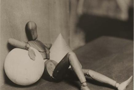 Stefan Simić: Čovek zaustavljen u&nbsp;vremenu