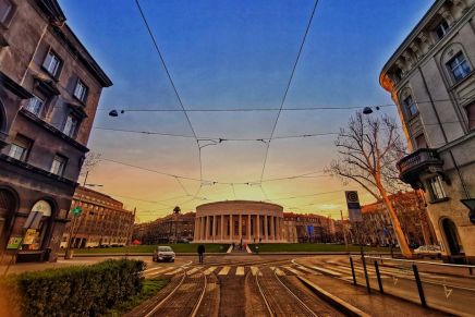 Leonard Cohen: ČUVENI PLAVI&nbsp;MANTIL
