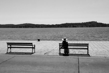 Božica Jelušić: PONEDJELJAK, Post&nbsp;festum