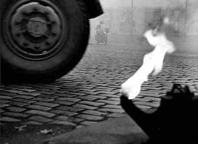 Božica Jelušić: STABILNOST,&nbsp;NESTABILNOST