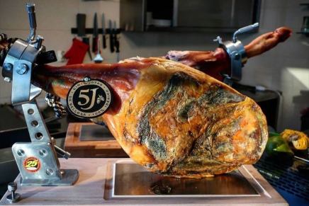 Alan Meniga: PATA NEGRA, JAMON, SERRANO &&nbsp;Co.