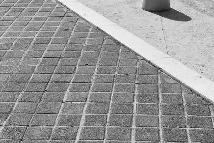 Bogomil Đuzel: OSTRVO NA&nbsp;KOPNU