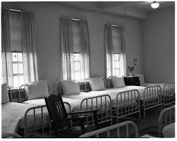 Đurđa Knežević: Bolnica