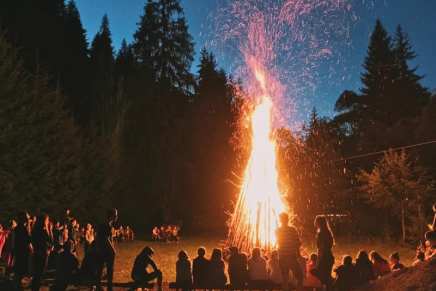 Mirna Weber: Kresni v leto (Letni&nbsp;solsticij)