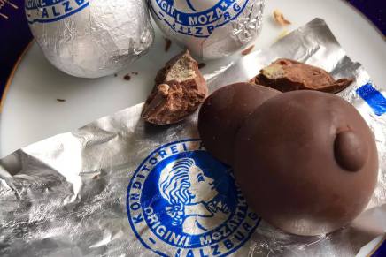 Alan Meniga: MOZART I NJEGOVE&nbsp;KUGLICE