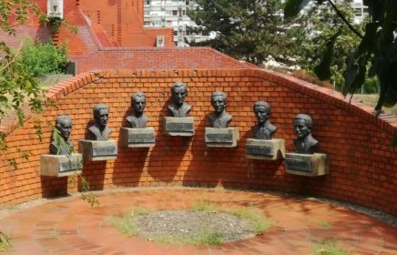 KOMUNISTIČKA EPSKA PJESMA U&nbsp;DESETERCU