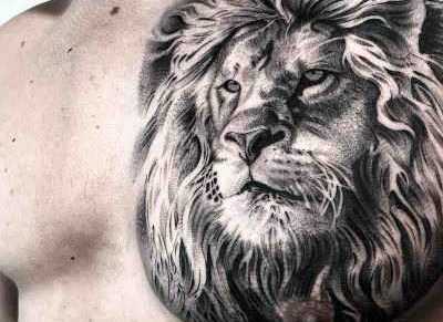 Marijan Grakalić: Muška prsa u&nbsp;tetovaži