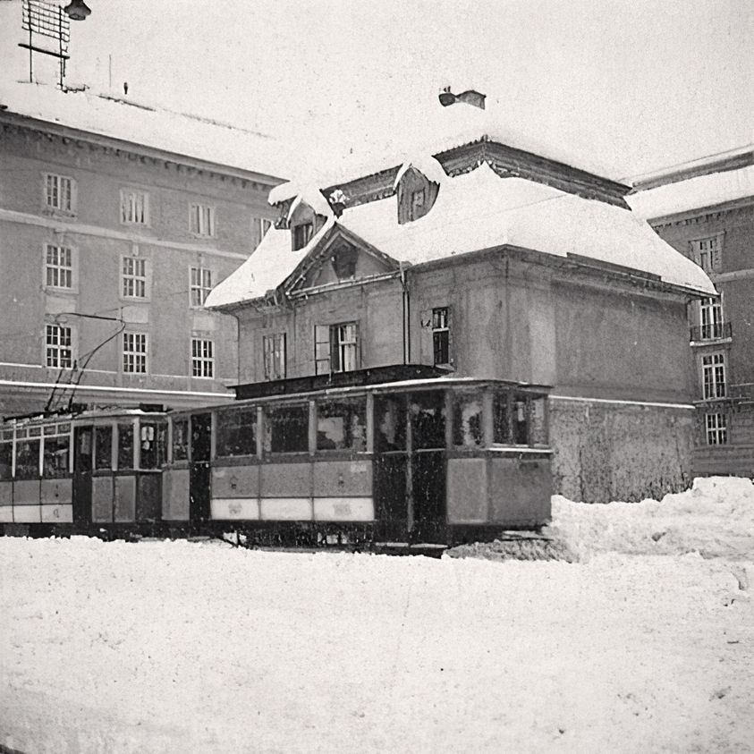 325946847_906333080549851_271618401316599916_n