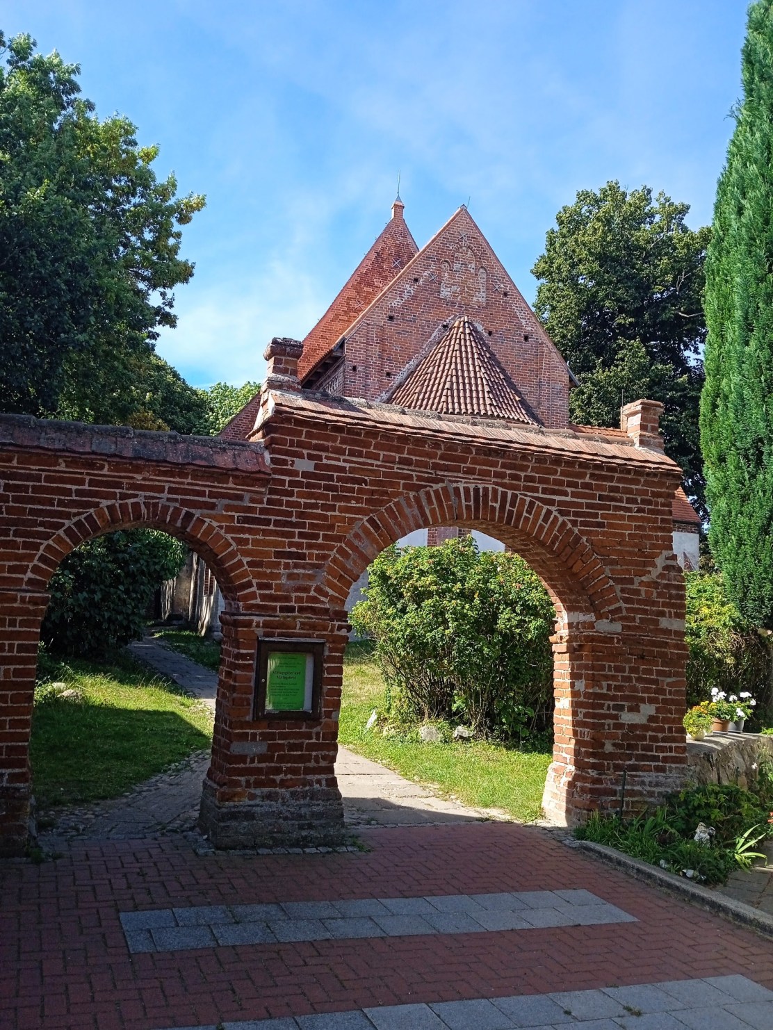 331707588_1612324172512957_6217814305722205462_n