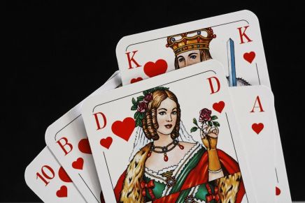 Ludwig Lujo Bauer: IMA LI SREĆE U&nbsp;KARTAMA?