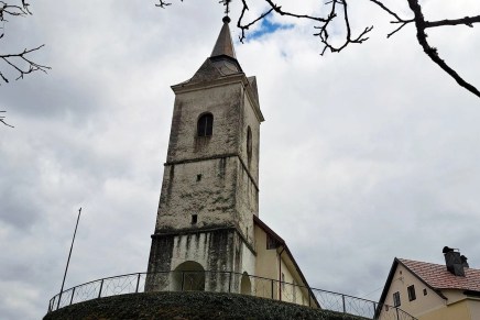 Božica Jelušić: KROZ KUPSKU&nbsp;DOLINU