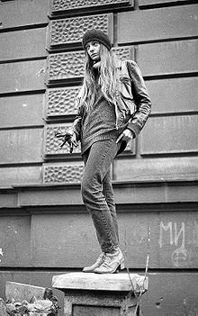 220px-Sonja-savic-na-stubu