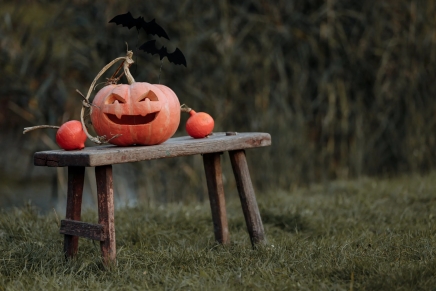 Halloween – kamenčić u crkvenoj cipelici