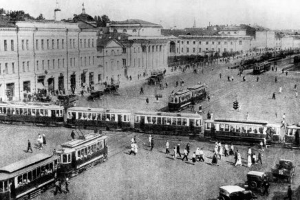 PUTOVANJE U SRCE UTOPIJE – MOSKOVSKI DANI KRLEŽE I BENJAMINA 