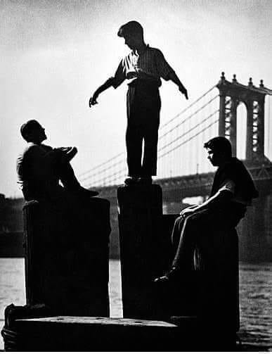 Od Harolda Rotha. 47