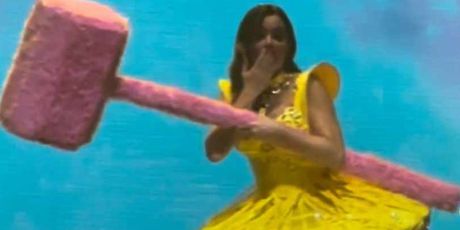 62748730-severina-i-let-3-dora-2024