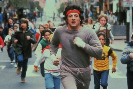 SAMO ONI BEZ MASKE PONOSNO&nbsp;MARŠIRAJU