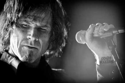 Mark Lanegan, GLAZBA OTJEČE IZ MOJIH&nbsp;PRSTIJU